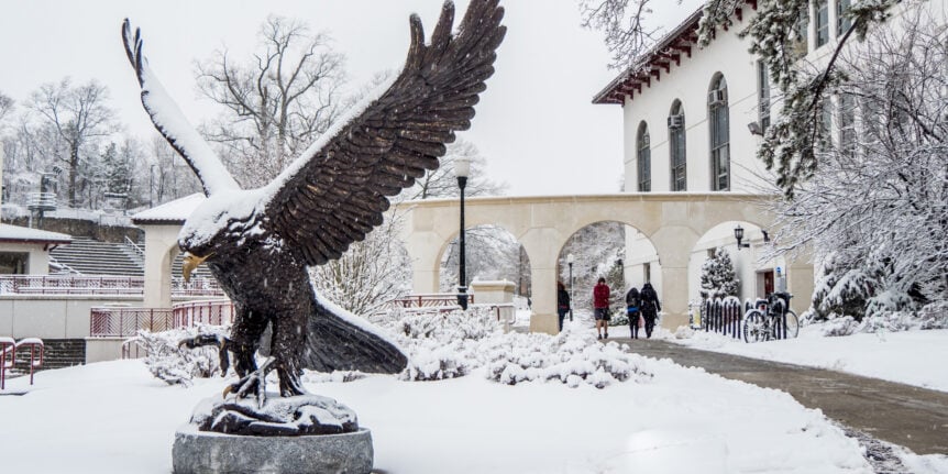 Neve alla Montclair State University, New Jersey