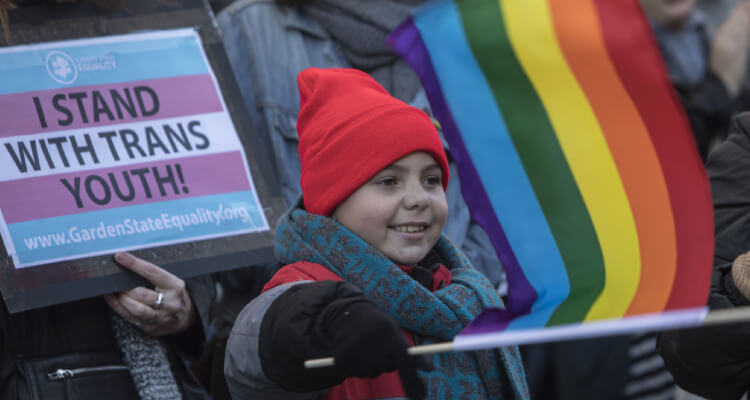 Rally de jóvenes transgénero en Jersey City, Nueva Jersey