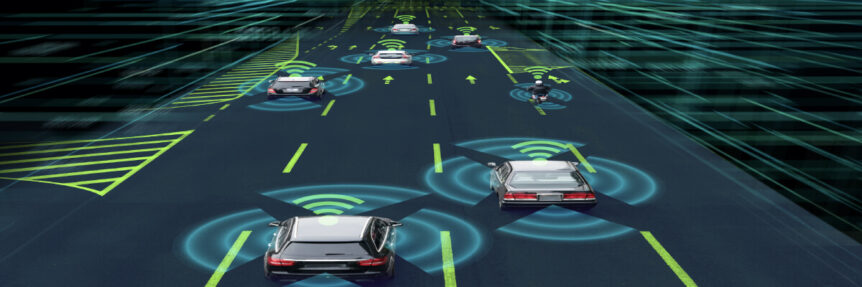 السيارات على الطريق مع إشارات البيانات